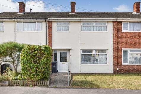 Chestnut Avenue, Heybridge 3 bed terraced house for sale
