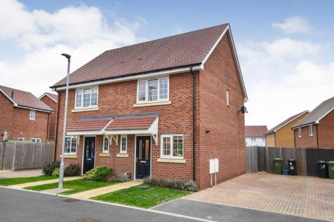 2 bedroom semi-detached house for sale