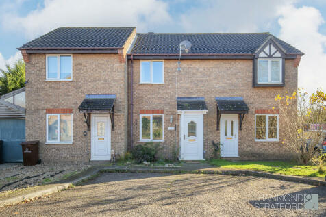 2 bedroom terraced house for sale