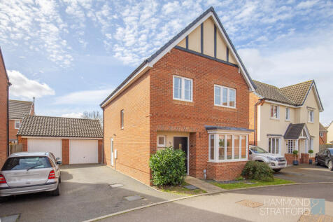 Harebell Road, Attleborough 4 bed detached house for sale