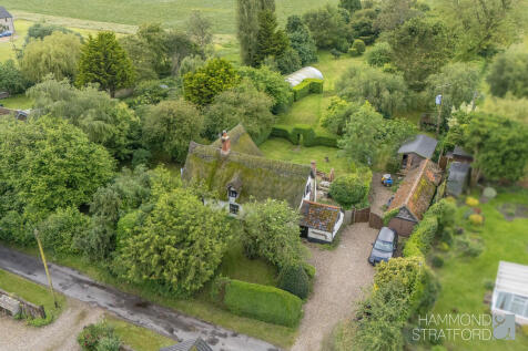 3 bedroom cottage for sale