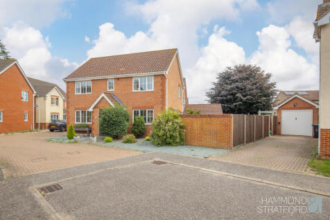 Varrick Way, Attleborough 4 bed detached house for sale
