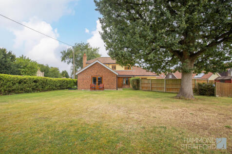 The Meadows, Shropham 4 bed detached house for sale