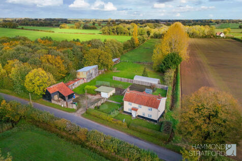 Double Cottage, Scoulton Road 4 bed cottage for sale
