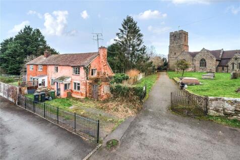 Semi-detached house for sale