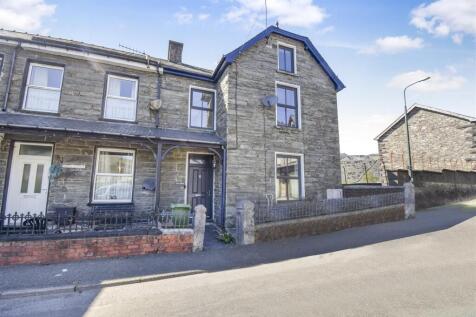 The Square, Blaenau Ffestiniog 5 bed end of terrace house for sale
