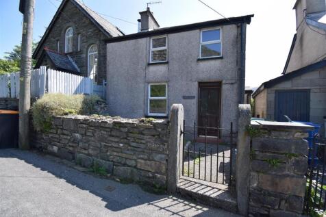 Tanygrisiau 2 bed detached house for sale