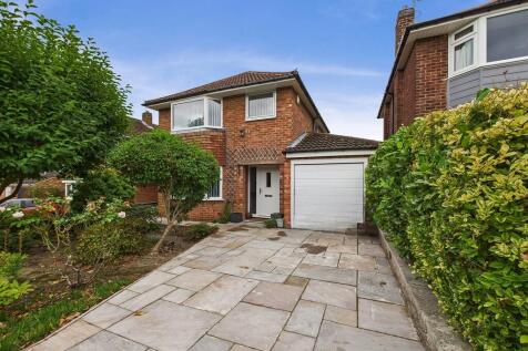 Beechdale Close, Brockwell 3 bed detached house for sale