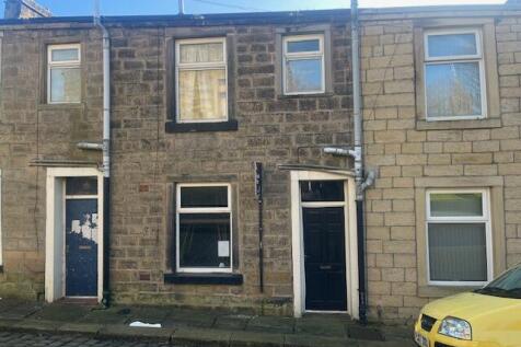 Terraced house for sale