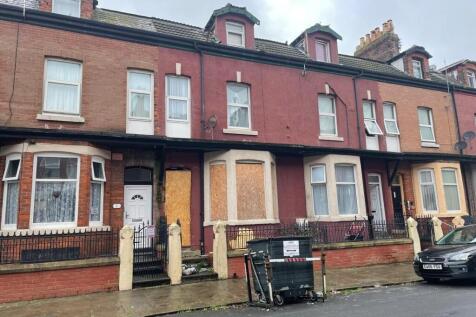 Block of apartments for sale