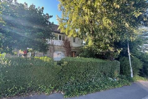 Semi-detached house for sale