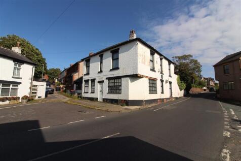 Detached house for sale