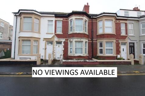 5 bedroom terraced house for sale