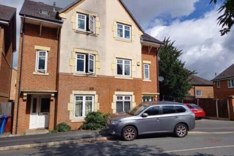 Semi-detached house for sale