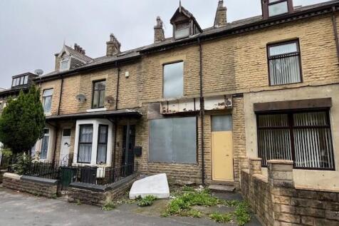 Terraced house for sale