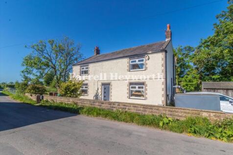 3 bedroom farm house for sale