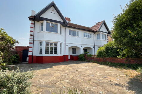 Rawlinson Road, Southport PR9 6 bed semi