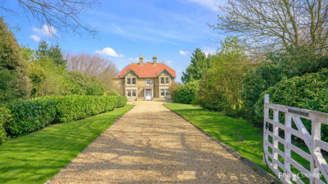 Thorney 6 bed detached house for sale