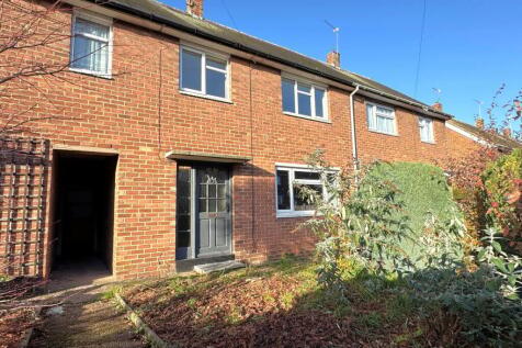 3 bedroom terraced house for sale