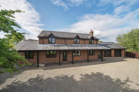 Clarkes Lane, St. Martins. 4 bed detached house for sale