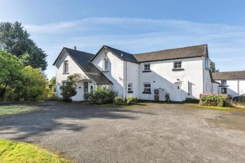 Middleton, Oswestry, SY11. 6 bed link detached house for sale