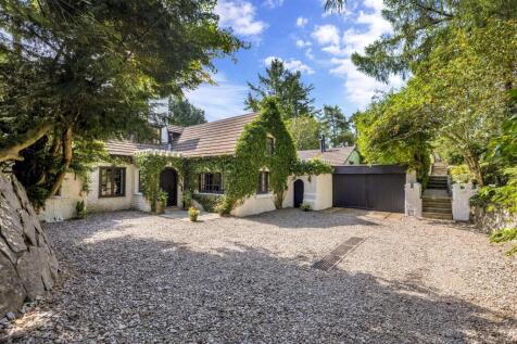 Nantyr, Glyn Ceiriog. 4 bed country house for sale