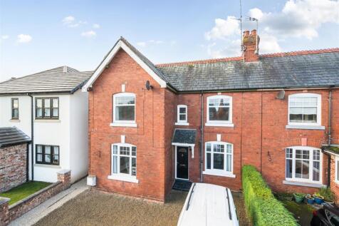 Old Chirk Road, Gobowen, Oswestry 2 bed house for sale