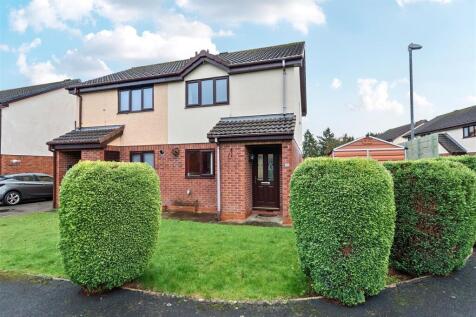 2 bedroom semi-detached house for sale