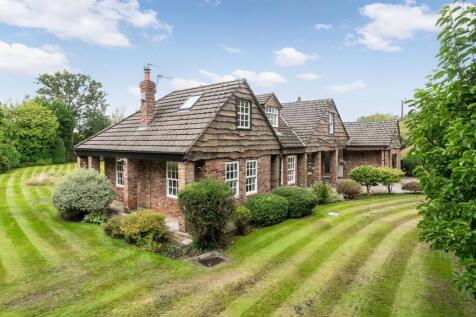 Buttery House Lane, Hale, WA15 4 bed detached house for sale