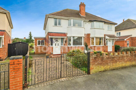 Margaret Road, Worcester WR2 3 bed semi
