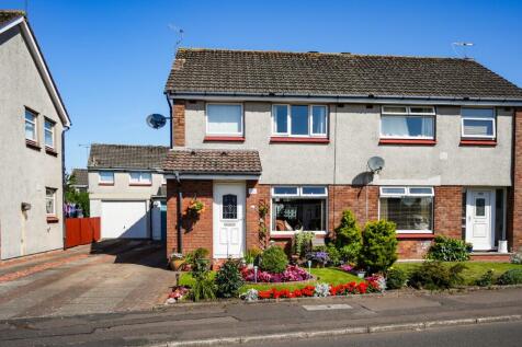 3 bedroom semi-detached villa for sale