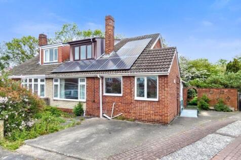 3 bedroom chalet for sale