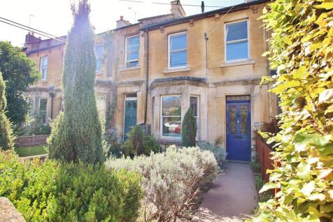 4 bedroom terraced house for sale