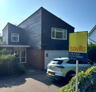 4 bedroom link detached house for sale