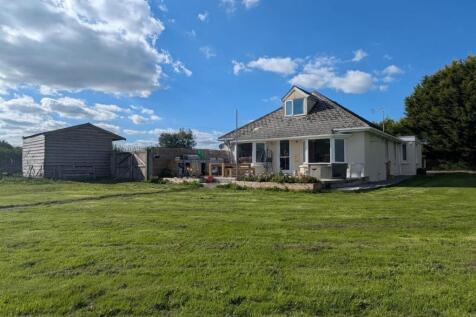 Hatherleigh Road, Okehampton 4 bed bungalow for sale