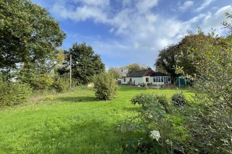 3 bedroom bungalow for sale
