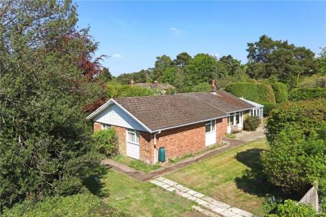 Burnt Hill Way, Farnham, Surrey, GU10 3 bed bungalow for sale