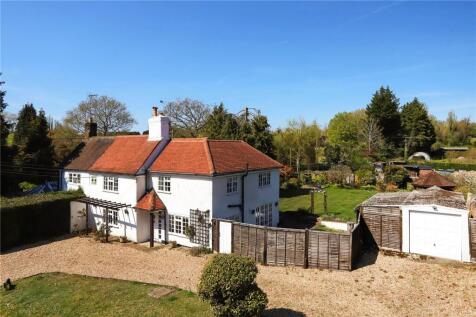 Seale Lane, Seale, Farnham, Surrey, GU10 3 bed semi