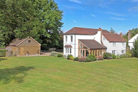 6 bedroom detached house for sale