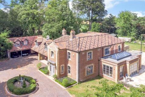 Church Road, Ashby St. Mary, Norwich... 9 bed detached house for sale