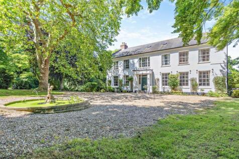 7 bedroom detached house for sale