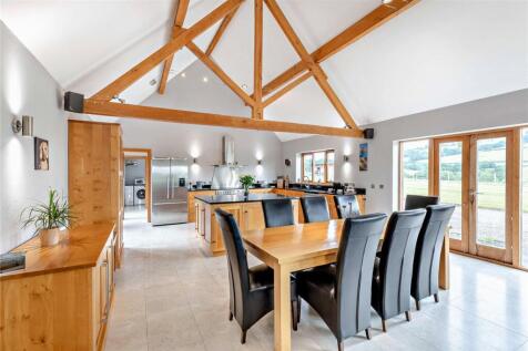 Trewern, Welshpool, Powys, SY21 4 bed equestrian property for sale