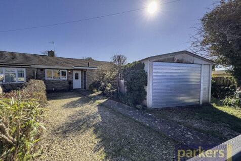 Sealham Road, Ducklington, Witney... 2 bed bungalow for sale