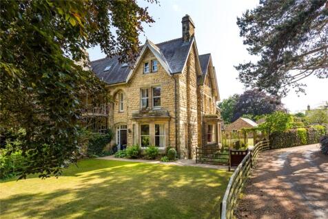 Castle Howard Road, Malton, North... 6 bed semi