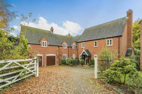 5 bedroom detached house for sale