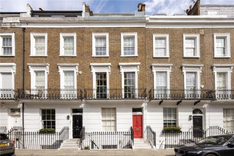 4 bedroom terraced house for sale
