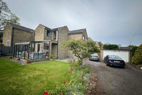 Heath Gardens, Savile Park, Halifax 4 bed detached house for sale