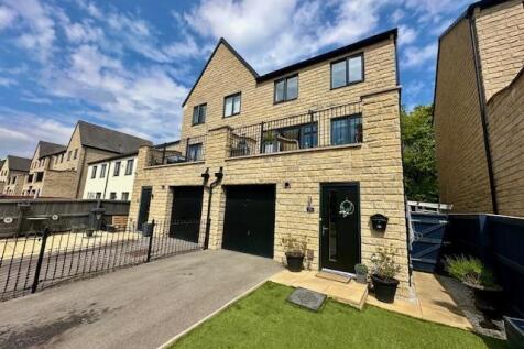 Barge Avenue, Sowerby Bridge 3 bed semi