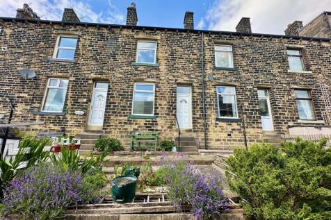 Cliffe Terrace, Sowerby Bridge 2 bed terraced house for sale