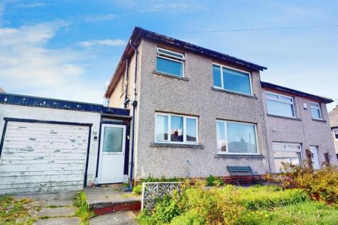 Harden Grove, Long Lee, Keighley 3 bed semi